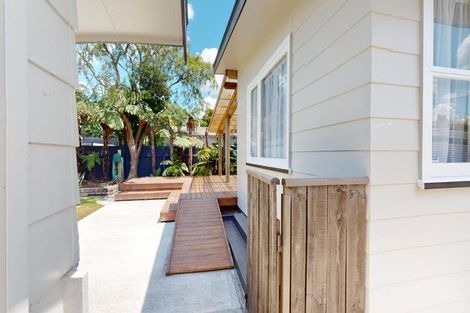 Photo of property in 82 Slacks Road, Awapuni, Palmerston North, 4412