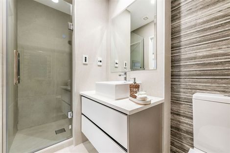 Photo of property in 18 Meritage Lane, Te Atatu South, Auckland, 0610