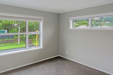 Photo of property in 4 Delaney Drive, Stokes Valley, Lower Hutt, 5019