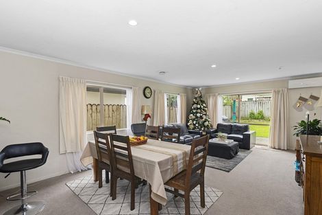 Photo of property in 81 Espalier Drive, Henderson, Auckland, 0612