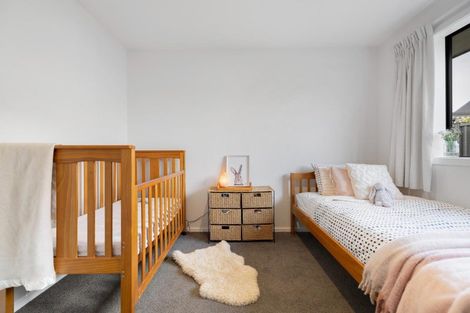 Photo of property in 32 Stratford Drive, Mount Pisa, Cromwell, 9383