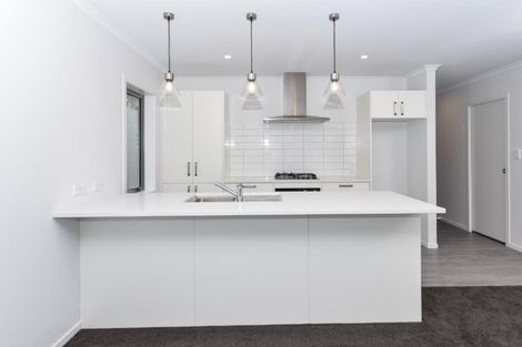 Photo of property in 4/56 Sandwich Road, Saint Andrews, Hamilton, 3200