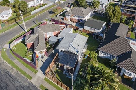 Photo of property in 33 Hyde Street, Wainuiomata, Lower Hutt, 5014