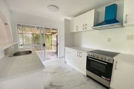 Photo of property in 41 Tudor Road, Henderson, Auckland, 0610