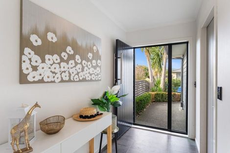 Photo of property in 10 Moy Place, Otaki, 5512