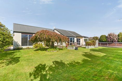 Photo of property in 14a Truby King Street, Merrilands, New Plymouth, 4312