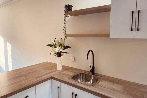 Photo of property in 2/90 Toi Toi Street, Toi Toi, Nelson, 7010