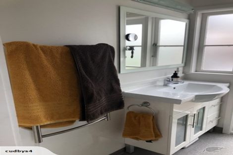 Photo of property in 6 Hindmarsh Street, Johnsonville, Wellington, 6037