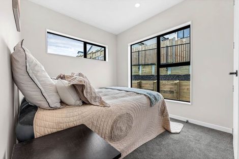 Photo of property in 22 Black Shed Road, Flat Bush, Auckland, 2019