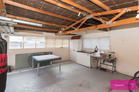 Photo of property in 11 Colonial Place, Kelvin Grove, Palmerston North, 4414