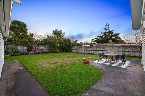 Photo of property in 12 Maude Street, Riverhead, 0820