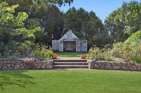 Photo of property in 120 Patons Rock Road, Patons Rock, Takaka, 7182