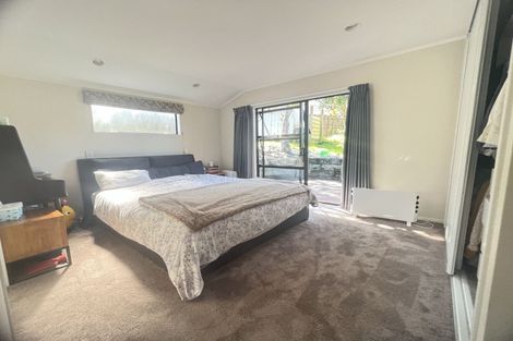 Photo of property in 11 Amery Place, West Harbour, Auckland, 0618