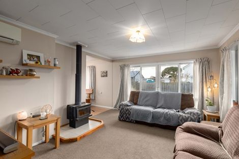 Photo of property in 28 Grantley Street, New Brighton, Christchurch, 8083