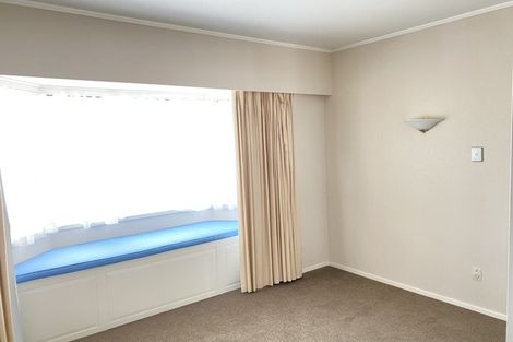 Photo of property in 875 Beach Road, Waiake, Auckland, 0630