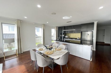 Photo of property in 20 Bearing Parade, Long Bay, Auckland, 0630