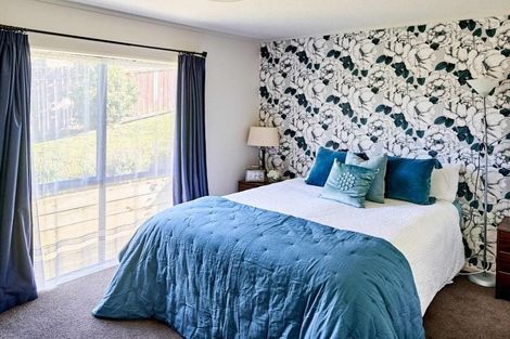 Photo of property in 77 Conclusion Street, Ascot Park, Porirua, 5024