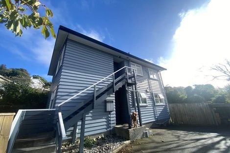 Photo of property in 179 Newlands Road, Newlands, Wellington, 6037