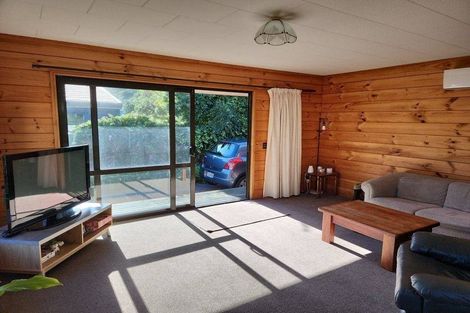 Photo of property in 108a Mana Esplanade, Paremata, Porirua, 5026