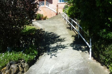 Photo of property in 7 The Drive, Tawa, Wellington, 5028