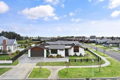 Photo of property in 2 Clifford Close, Leamington, Cambridge, 3432