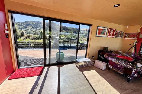 Photo of property in 27 Avon Street, Athol, 9793
