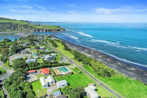 Photo of property in 41a Aria Terrace, Mokau, 4376