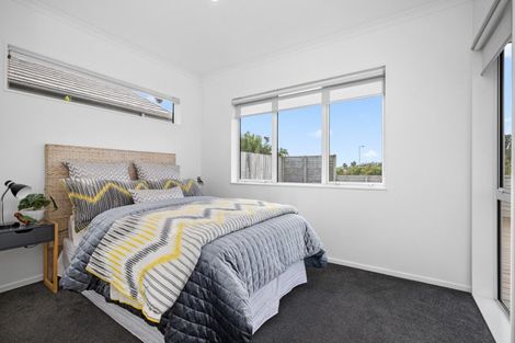 Photo of property in 13 O Ruamano Crescent, Pukekohe, 2120