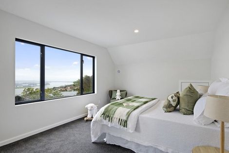 Photo of property in 7 Hatherly Lane, Mount Pleasant, Christchurch, 8081