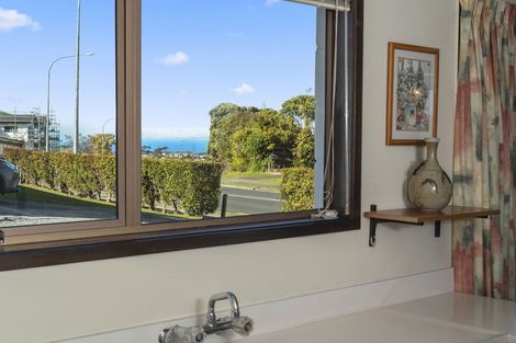 Photo of property in 1/123 Glamorgan Drive, Torbay, Auckland, 0630