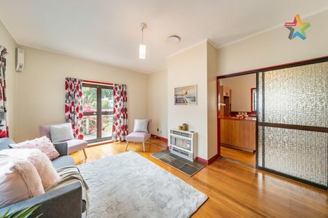 Photo of property in 16 Brook Street, Waiwhetu, Lower Hutt, 5010