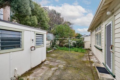 Photo of property in 42 Rintoul Street, Newtown, Wellington, 6021