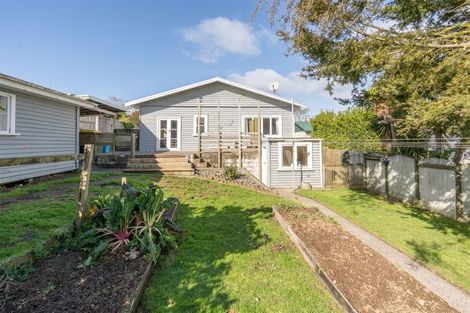 Photo of property in 12 Huia Avenue, Forest Lake, Hamilton, 3200