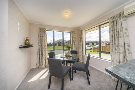 Photo of property in 63 Meridian Grove, Kelvin Grove, Palmerston North, 4414