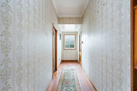 Photo of property in 48 George Street, Hikurangi, 0114