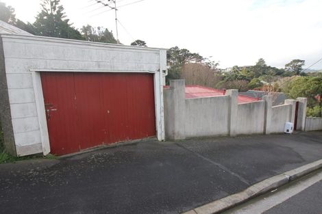 Photo of property in 40 Woodland Road, Johnsonville, Wellington, 6037