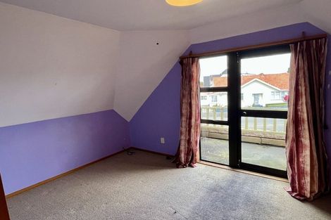 Photo of property in 3 Pahiatua Street, Hokowhitu, Palmerston North, 4410