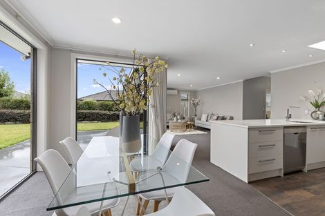 Photo of property in 8 Hemsby Place, Rototuna North, Hamilton, 3210