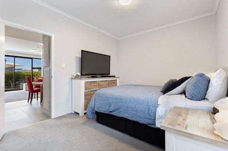 Photo of property in 10 Raranga Lane, Hobsonville, Auckland, 0616