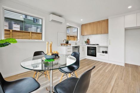 Photo of property in 2/230 Park Road, Te Awamutu, 3800