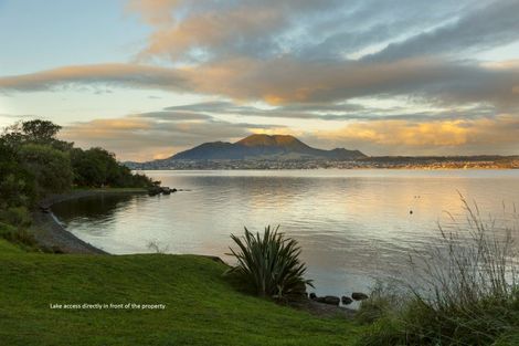 Photo of property in 809 Acacia Bay Road, Acacia Bay, Taupo, 3330