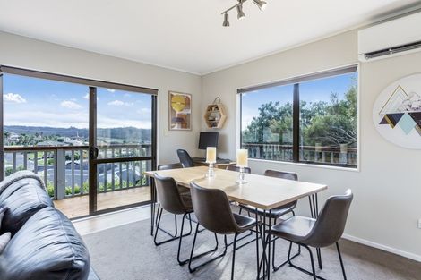 Photo of property in 7b Ngahere Views, Orewa, 0931