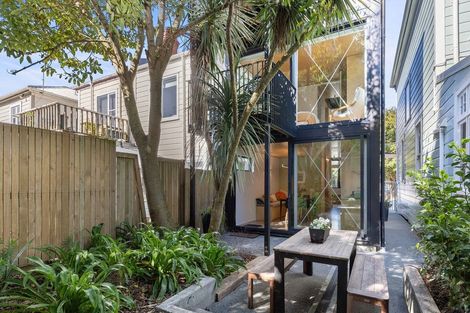 Photo of property in 108 Aro Street, Aro Valley, Wellington, 6021