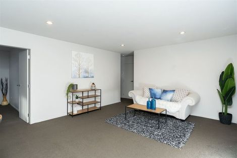 Photo of property in 15 Barwick Place, Huntington, Hamilton, 3210