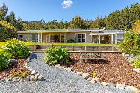 Photo of property in 1423 Akatarawa Road, Akatarawa Valley, Upper Hutt, 5372