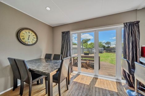 Photo of property in 6 Pacey Avenue, Hawera, 4610