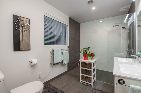 Photo of property in 8 Erica Crescent, Mosgiel, 9024