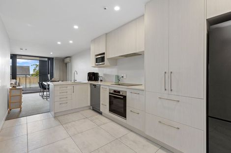 Photo of property in 2-06/424 Maunganui Road, Mount Maunganui, 3116