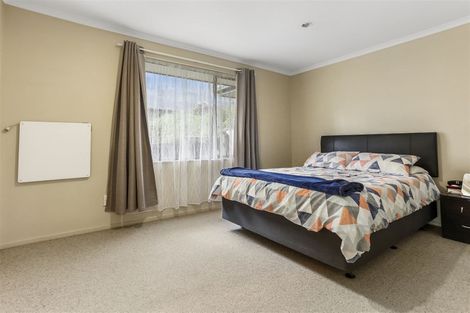 Photo of property in 115c Woodglen Road, Glen Eden, Auckland, 0602