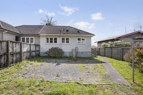 Photo of property in 30 Onewa Road, Northcote Point, Auckland, 0627